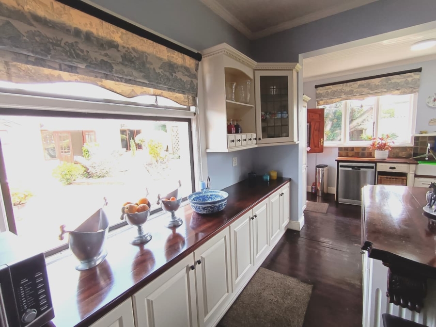 7 Bedroom Property for Sale in Walmer Eastern Cape